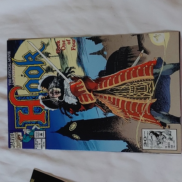 4 hook comics - Picture 2 of 7